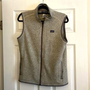 Patagonia size Large Better Sweater Grey Vest